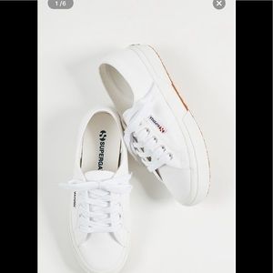 2750 COTU CLASSIC WHITE Size 42.5 or size 11.